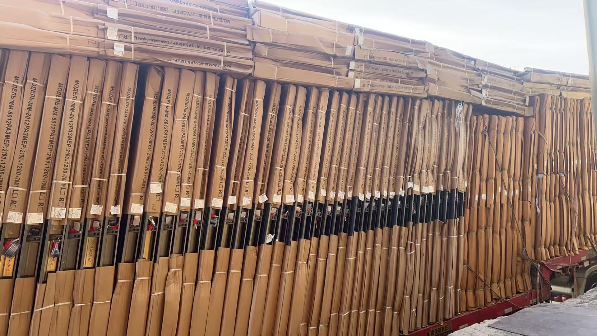 阿富汗进口暴增！建材 / 机械 / 日用品爆单，国