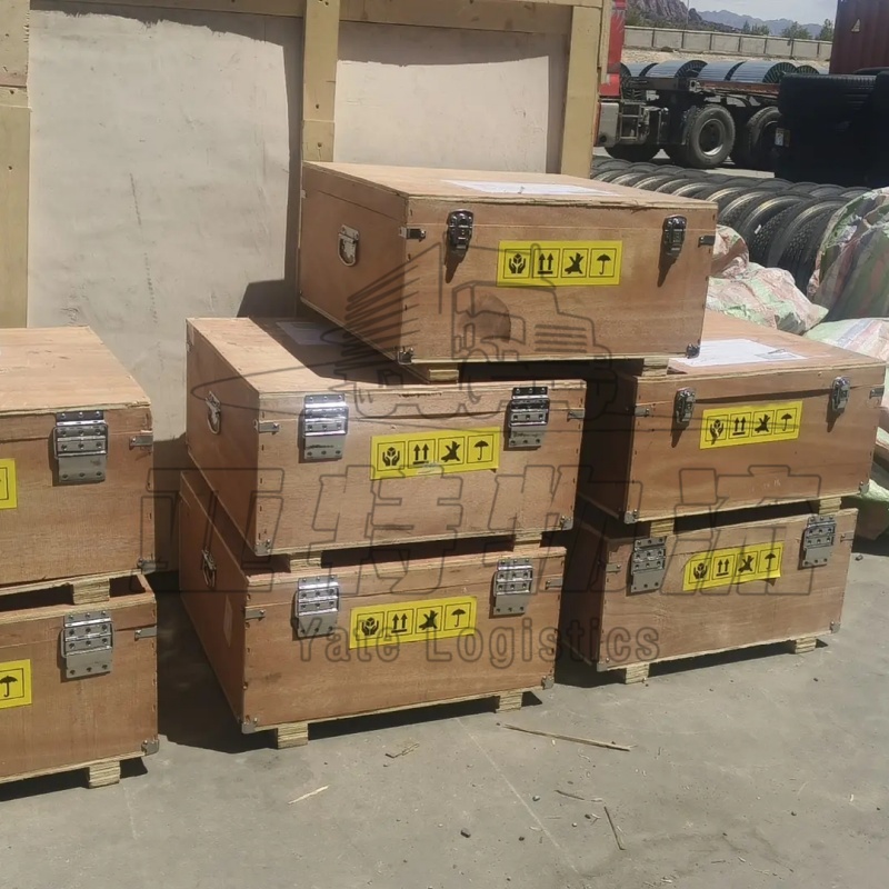 贾拉拉巴德跨境汽运