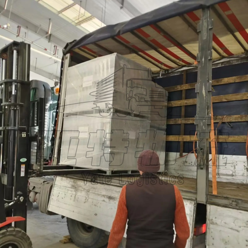 阿什哈巴德卡车运输